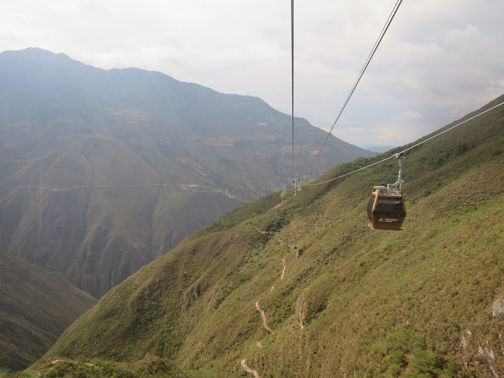 Seilbahn zu den Kuelap-Ruinen